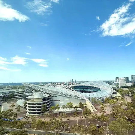 Olympic Park Gem 2 Bedroom Condo -Pool Gym Parking 17 Sydney Exterior photo