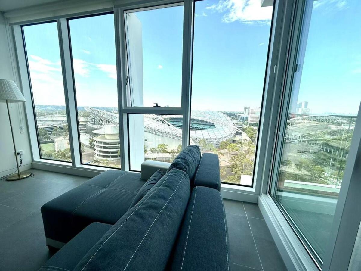 Olympic Park Gem 2 Bedroom -pool Gym Parking 17
