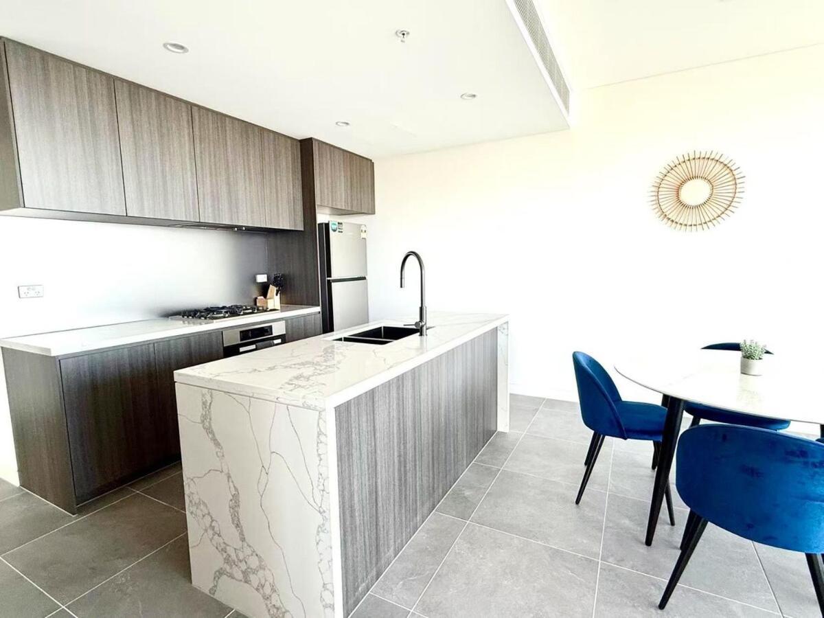 Apartment Olympic Park Gem 2 Bedroom -pool Gym Parking 17 Sydney